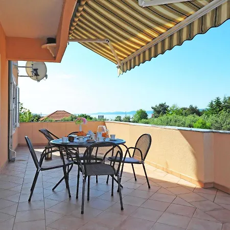 Apartman Elvira.2 *